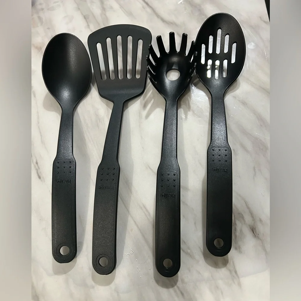 Black Nylon Kitchen Utensil Set - 4 Pieces - Picture 2 of 8